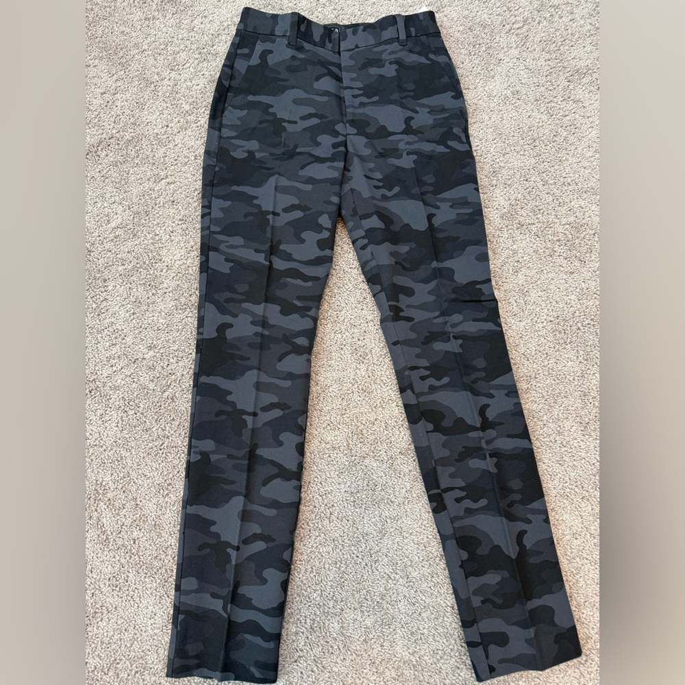 NWT GAP Slim Ankle High Rise Pants, Black Camo Print, Stretch, Sz 4 Tall